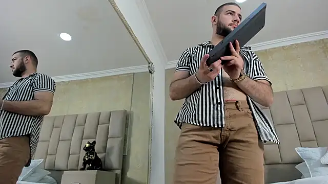 MaximusDick1  online show from 10.19.25