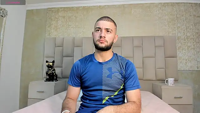 MaximusDick1  online show from 11.22.25