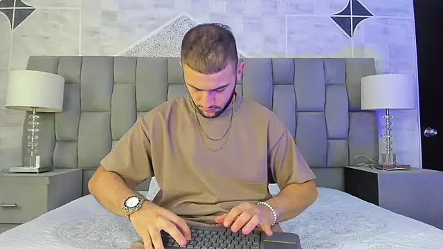 MaximusDick1  online show from 05.14.26