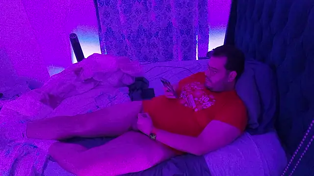 Snapshot of bearcloudcomputa chatting on 03.01.25 bearcloudcomputa online show from 03.01.25