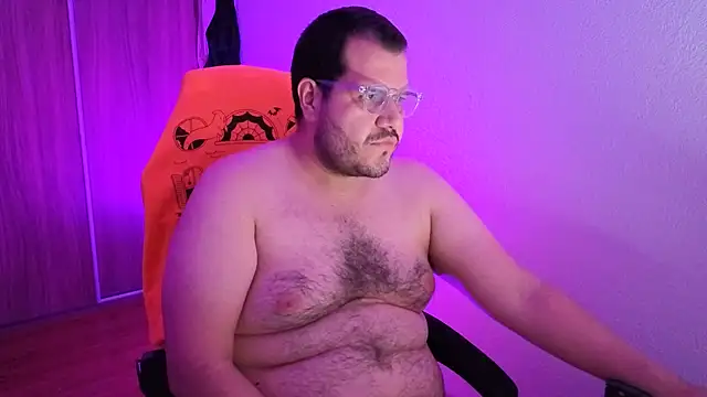 Snapshot of bearcloudcomputa chatting on 11.27.25 bearcloudcomputa online show from 11.27.25