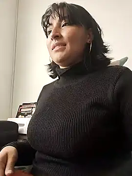 Pauilina online show from 12.19.24