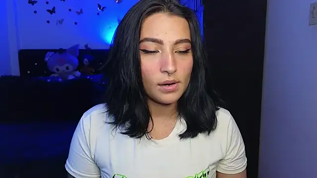 Pauilina online show from 11.15.25