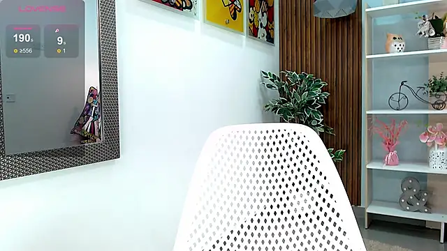 Dalila Sky online show from 02.26.25