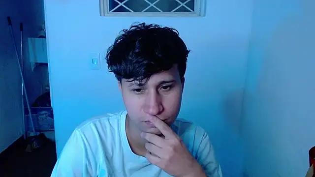 Im Milan Rs online show from 06.21.26