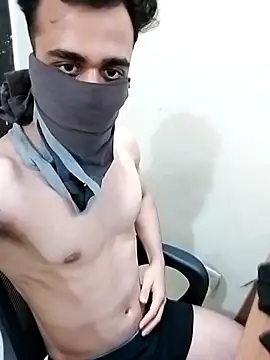 Snapshot of LOREZ_321 chatting on 09.18.25 LOREZ 321 online show from 09.18.25