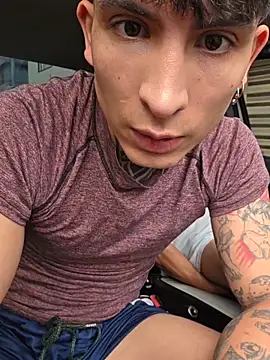 christangel 96  online show from 10.21.25