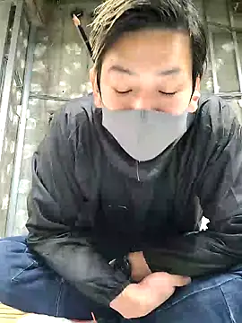 Snapshot of da--------i chatting on 12.09.24 da--------i online show from 12.09.24