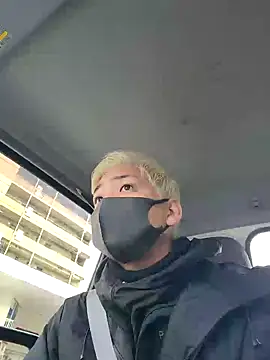 Snapshot of da--------i chatting on 01.30.25 da--------i online show from 01.30.25