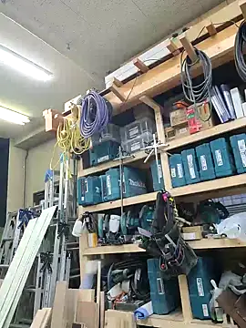 Snapshot of da--------i chatting on 03.22.25 da--------i online show from 03.22.25