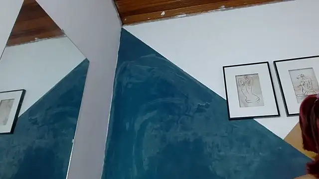 Snapshot of Ambar_Roux_ chatting on 01.24.25 Ambar Roux online show from 01.24.25