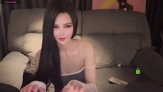 Annibaby8 online show from 02.19.25