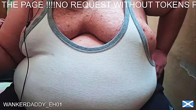 Snapshot of WANKERDADDY_EH01 chatting on 01.08.25 WANKERDADDY EH01 online show from 01.08.25