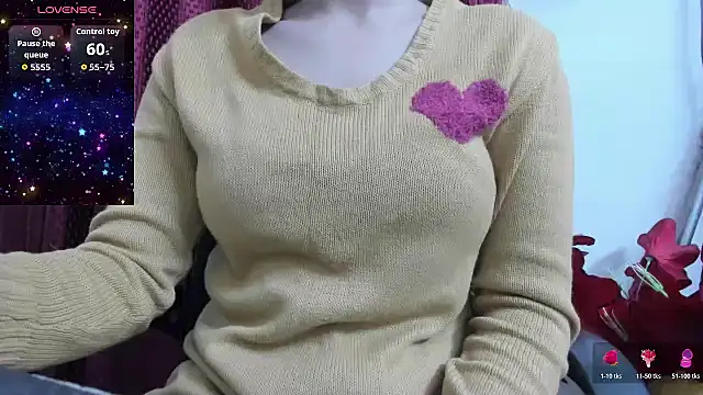 Snapshot of Reika_01 chatting on 12.02.25 Reika 01 online show from 12.02.25