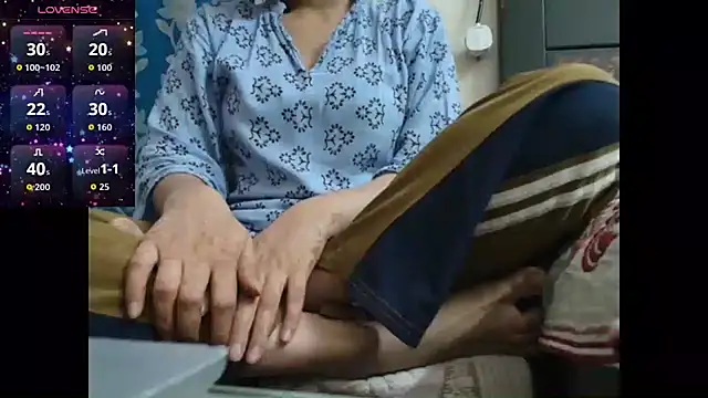 Reika 01 online show from 04.01.26