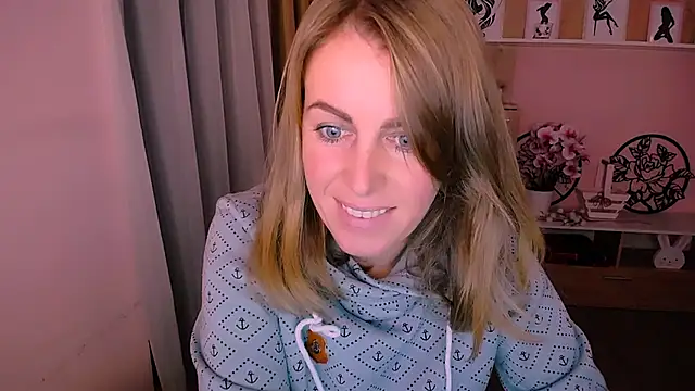 Hot Milady online show from 12.04.24