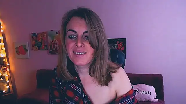 Hot Milady online show from 02.03.25