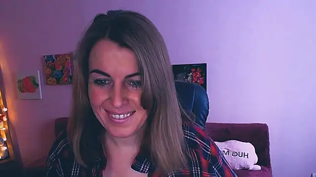 Hot Milady online show from 02.05.25