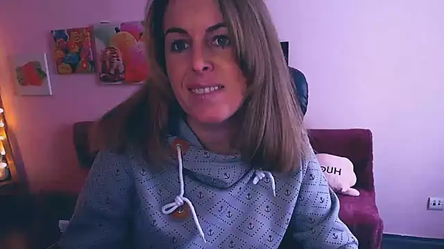 Hot Milady online show from 02.10.25