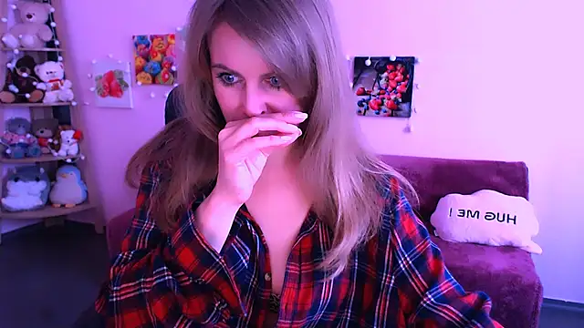 Hot Milady online show from 03.10.26