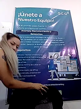 Snapshot of Katalina_S3xy chatting on 02.12.26 Katalina S3xy online show from 02.12.26