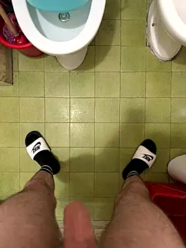 Snapshot of Miky_21 chatting on 09.17.25 Miky 21 online show from 09.17.25