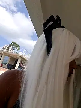 Mariangel 11 online show from 10.31.25