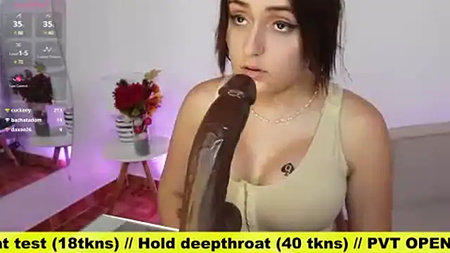 Snapshot of Bonnypetite- chatting on 03.16.25 Bonnypetite- online show from 03.16.25