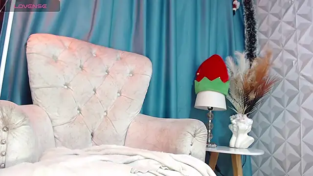 salome Queenx online show from 12.29.24