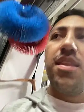 JuanZapata33 online show from 10.22.25