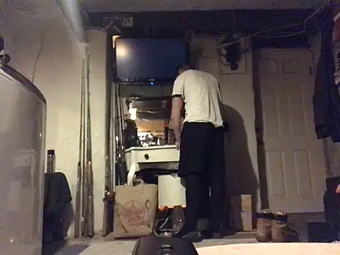 Snapshot of Gman143187 chatting on 01.06.25 Gman143187 online show from 01.06.25