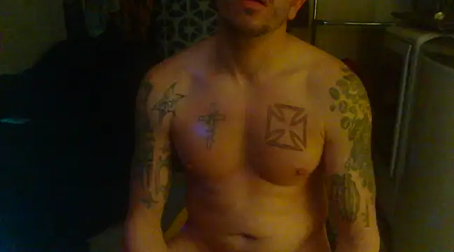 Snapshot of Gman143187 chatting on 03.10.25 Gman143187 online show from 03.10.25