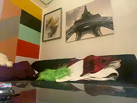 Snapshot of Gman143187 chatting on 09.30.25 Gman143187 online show from 09.30.25