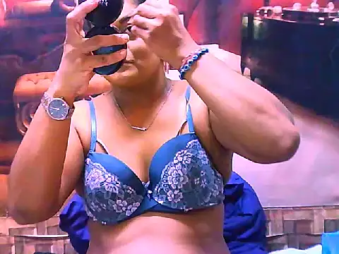 indianCherryPie online show from 04.13.26