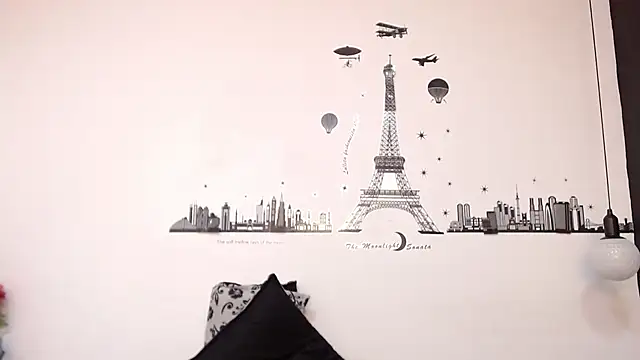 Snapshot of brendamaz chatting on 02.17.25 brendamaz online show from 02.17.25