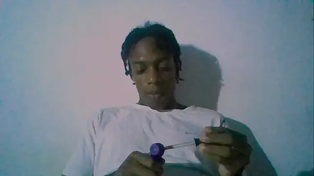 Snapshot of LarryCollin chatting on 01.26.25 LarryCollin online show from 01.26.25