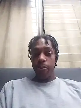 Snapshot of LarryCollin chatting on 01.27.25 LarryCollin online show from 01.27.25