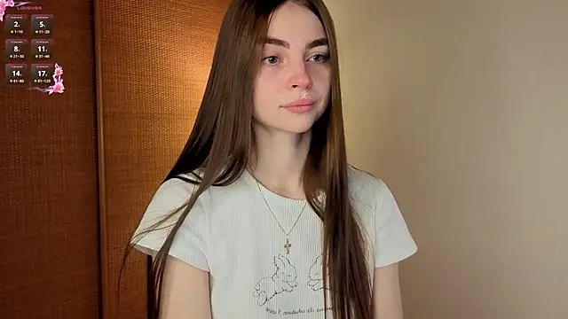 MaryJacksoon online show from 10.28.25