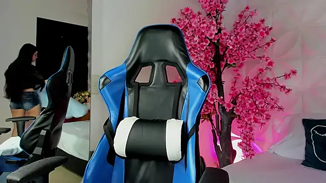 angelica dymond online show from 01.04.25