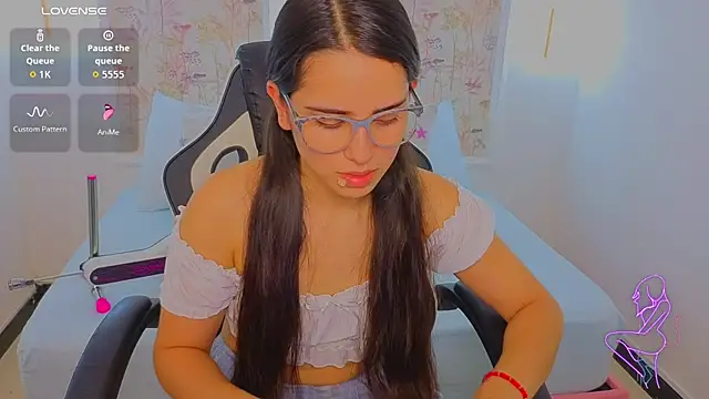 angelica dymond online show from 04.18.26