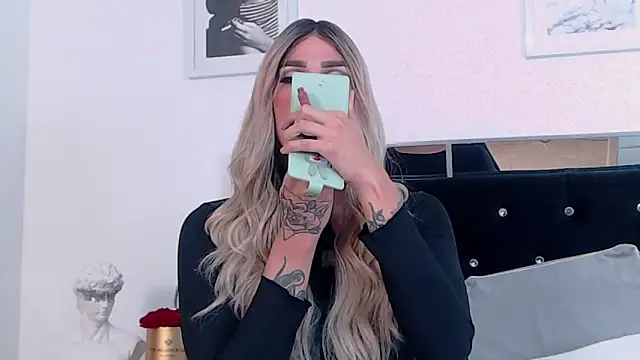 ZikaruRichie online show from 12.19.24