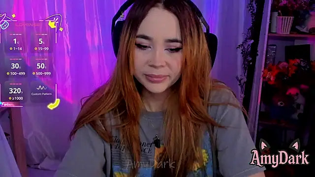 Snapshot of _AmyDark chatting on 10.13.25 AmyDark online show from 10.13.25