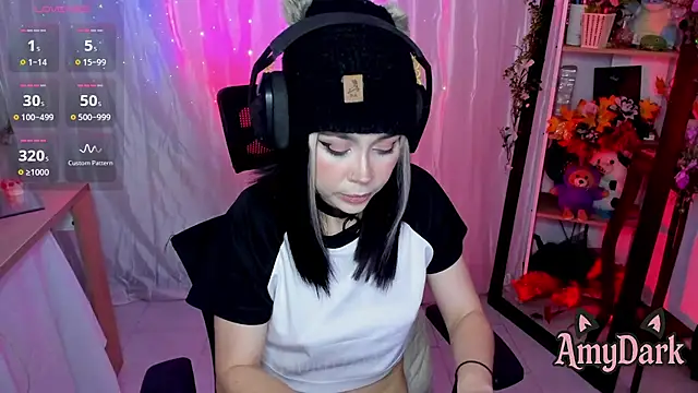  AmyDark online show from 11.19.25