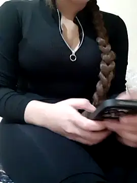 Snapshot of mimaa chatting on 03.16.25 mimaa online show from 03.16.25