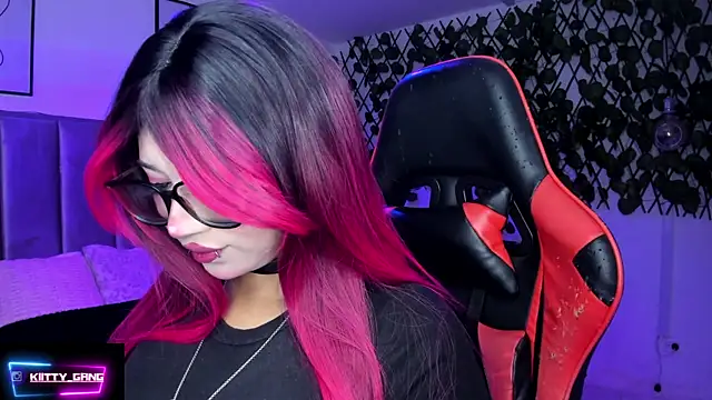 Kitty Gang online show from 02.14.26