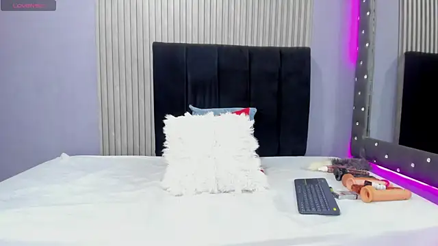 Cindy milf online show from 05.24.26