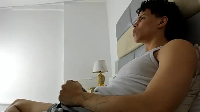 lax777  online show from 03.04.25