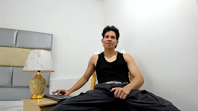 lax777  online show from 03.08.25