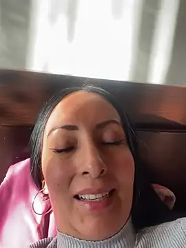 yaralyminjo2 online show from 01.21.25