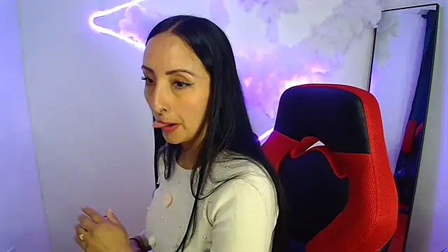 yaralyminjo2 online show from 01.22.25